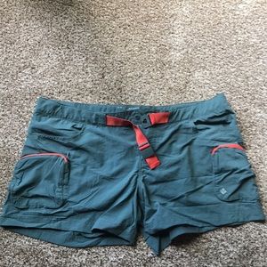 Columbia Omni-shade Omni-wick shorts